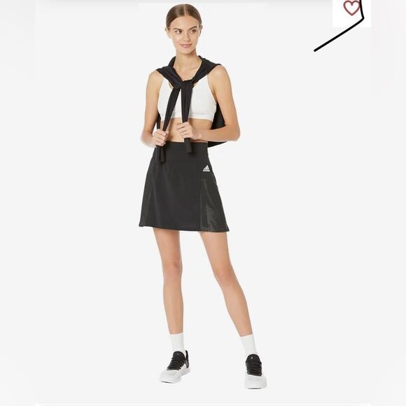 NWT 80.00 Adidas Golf Sport 15" Skort NWT Size Medium - Picture 1 of 7